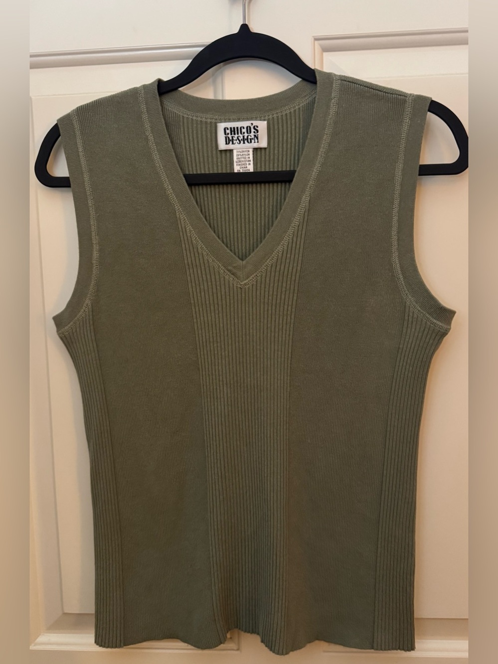 Chico's Tank Olive Ribbed V-Neck Tank Chico’s Size - 1